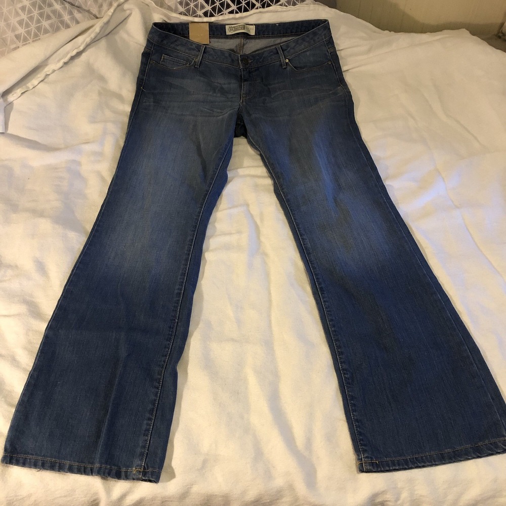 Route 66 Women True Fit Flare  Jeans Blue Size 15/16